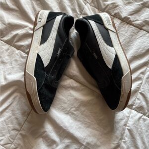 Puma youth shoes size 5.
